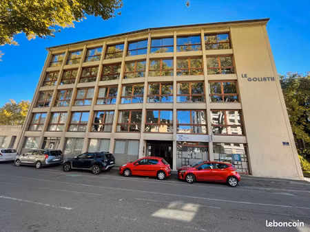 bureaux 25 m² avignon