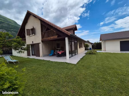 maison/villa individuelle d’architecte