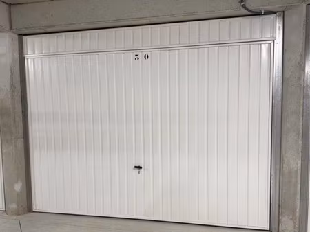 garage sécurisé à louer – centre colmar – porte automatique ◊?
