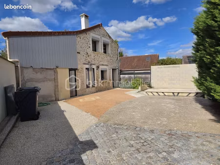 maison 3 pièces 65 m²