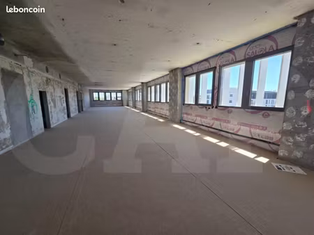 bureaux 387 m²
