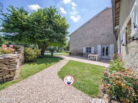 maison de village 7 pièces 186 m²