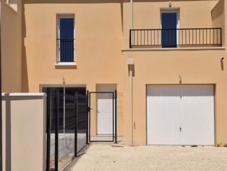 villa 4 pièces 95 m²