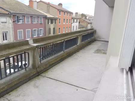t2 41 m2 avec parking privé et terrasse
