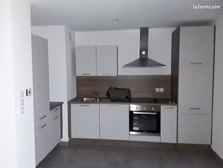 appartement 3 pièces 63 m²