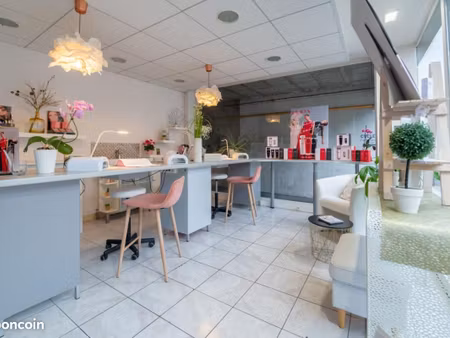 local commercial 115 m²
