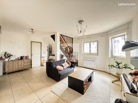 duplex 3 pièces 65 m²
