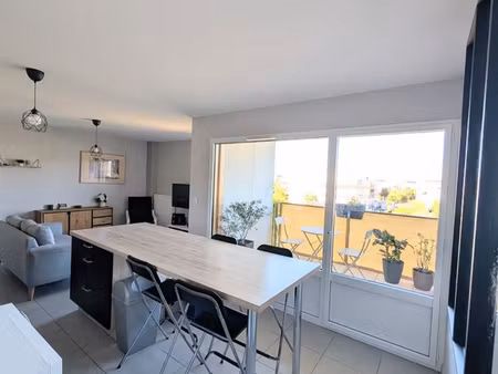 bel appartement t3 de 62 24 m² – vue monts d'or