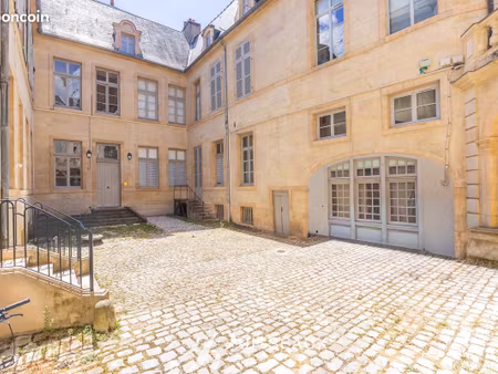 appartement 4 pièces 99 m²