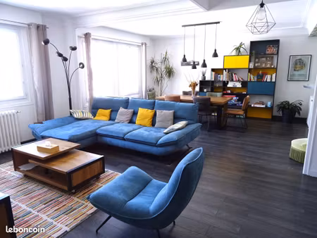 a 100 m de la mer  grand appartement en duplex de 168m²