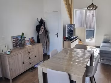 à louer – charmante maison meublée d'environ 60 m² à croix