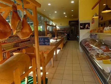 local commercial laveissière
