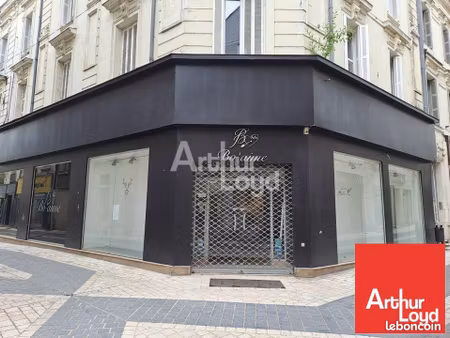local commercial 177 m² chatellerault
