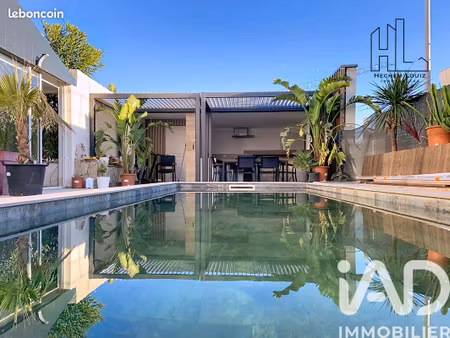 villa 6 pièces 170 m²