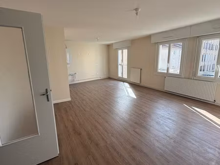 appartement 4 pièces 90 m² rénové – nancy centre (proche place des vosges) - box parking