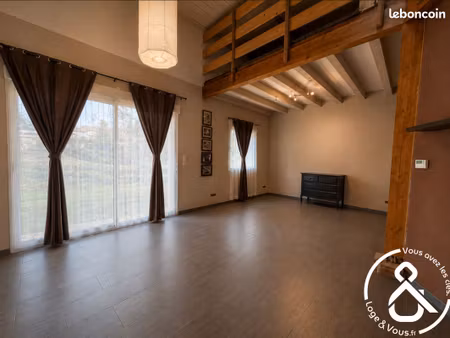 maison 7 pièces 155 m²