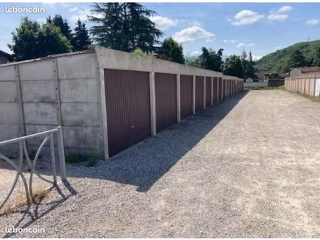 garage à louer