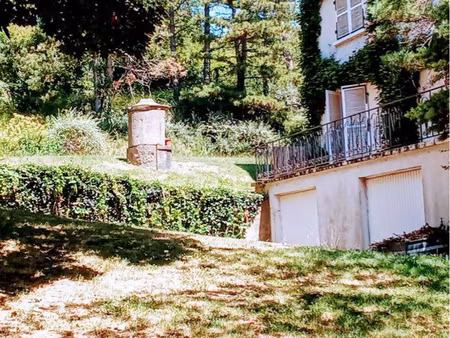 demeure de caractère – 205 m² – parc clos et arboré de 7 000 m²