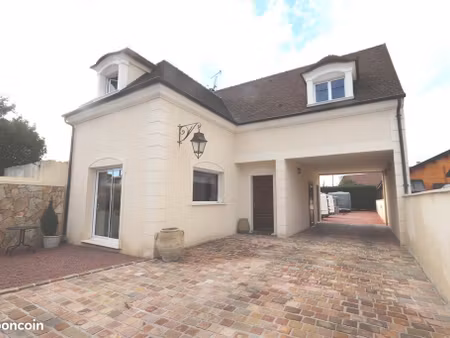 maison 4 pièces 113 m²