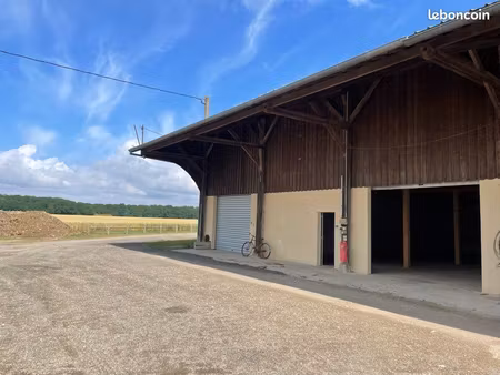 garde meuble box de stockage 11m2