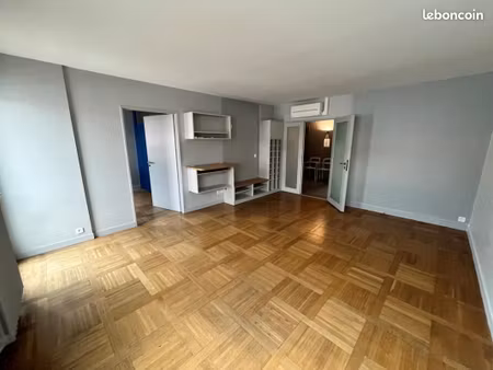 local commercial 128 m²