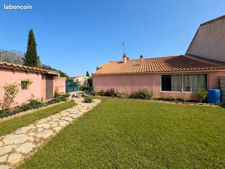propriété 4 pièces 85 m²