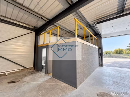 local d'activité 107 m²