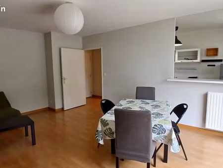 t2 - 840 euros