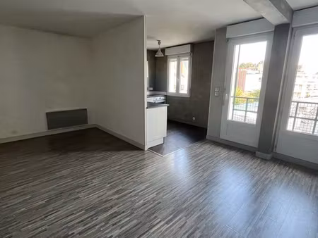 à louer t2 - 48m2 avec garage