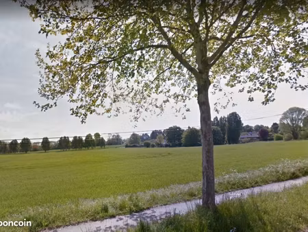 terrain 1 100 m² mere