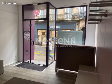 local commercial 25 m² vannes