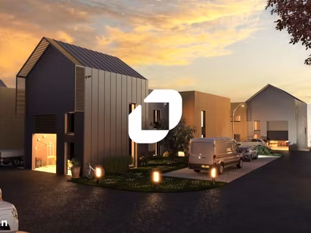 local d'activité 4 728 m²