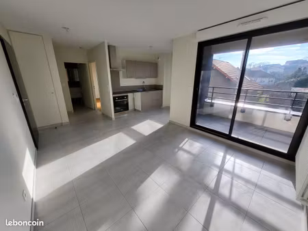 appartement 1 pièce 39 m²