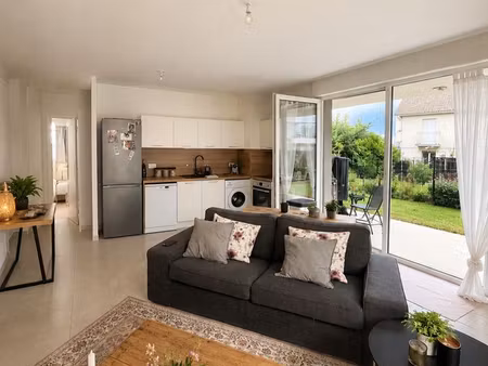 location t3 en rez-de-chaussée avec jardin privatif