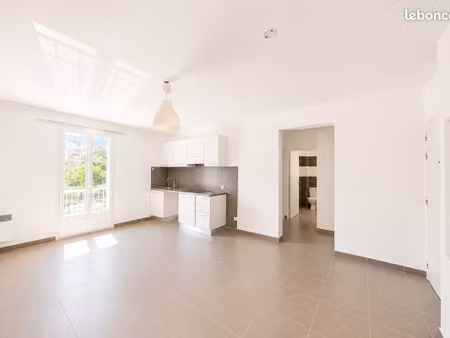 appartement 3 pièces 63 m²