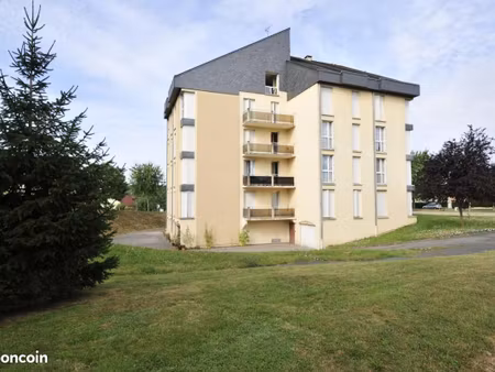 studio 1 pièce 49 m²