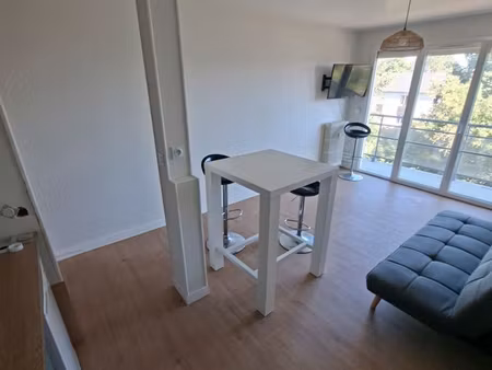meuble 55m2 neuf balcon parking