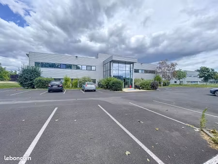 bureau 198 m²