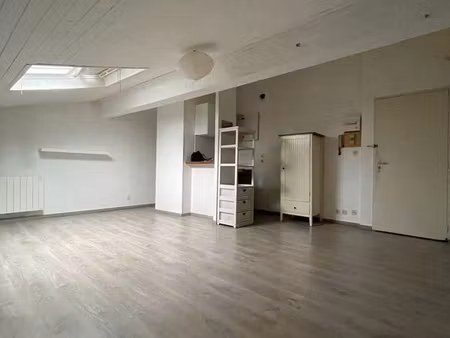 studio 1 pièce 29 m²