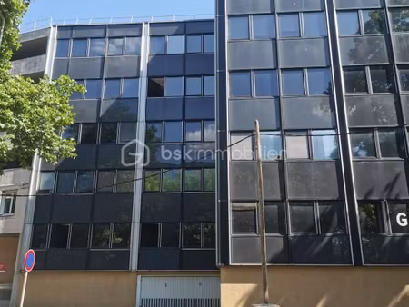 bureau 35 m²
