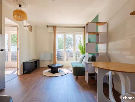 t2 rénové et meublé – 32 m² – centre ville