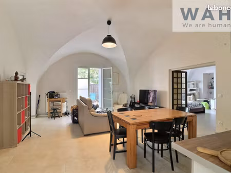 maison 5 pièces 201 m²