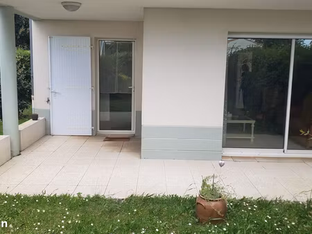 appartement type 3 dans petite co-propriete au calme