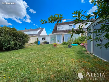 pavillon 5 pièces 83 m²