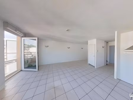 appartement 1 pièce 41 m²