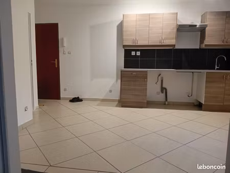 appartement t3 de 46m2 et balcon de 4.5m2 amberieu en bugey gare