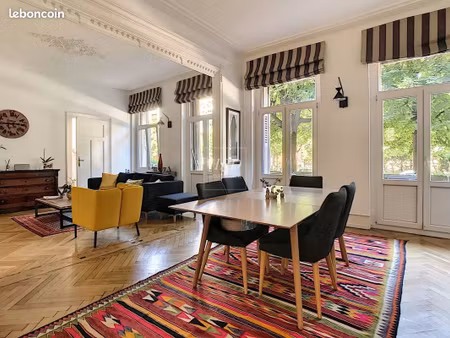 appartement 6 pièces 176 m²
