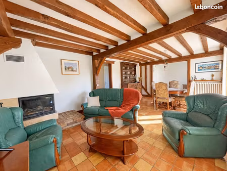 maison 8 pièces 149 m²