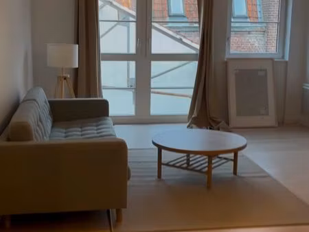 location meublée appartement 2 pièces 48 m² lille centre (59000) - cortmontaigne / montebe