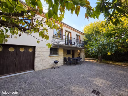 maison 180 m²